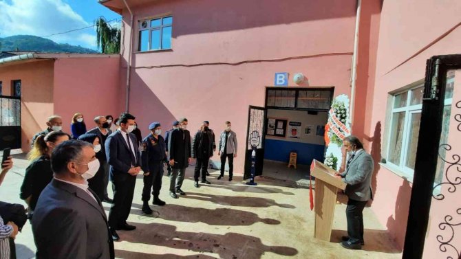 Kader Naime Yıldız Kütüphanesi Türkali’de Açıldı