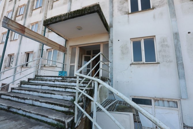 Adapazarı’nda Tehlikeli Yapılar Yıkılıyor