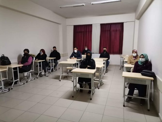 Gıda Ve Su Sektörü Çalışanlarına Yönelik Hijyen Eğitimi