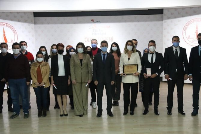 Altıntaş’ta “Sancaktar Eğitim Hareketi” Projesi Ödül Töreni