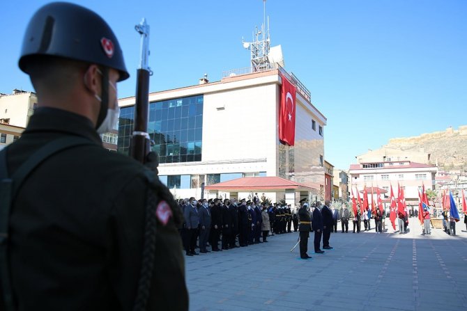 Bayburt’ta 29 Ekim Kutlamaları Başladı