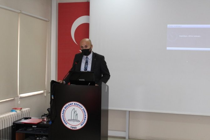Ereğli Eğitim Fakültesi’nde Cumhuriyet Bayramı Konferansı