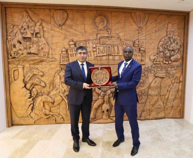 45 Farklı Ülkeden 703 Uluslararası Öğrenci Nevü’de Eğitim Görüyor