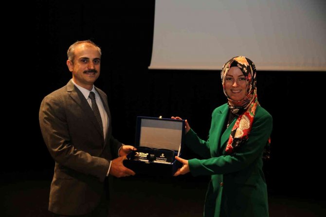 Çayırova’da Yazarlar Kitapseverlerle Bir Araya Geliyor