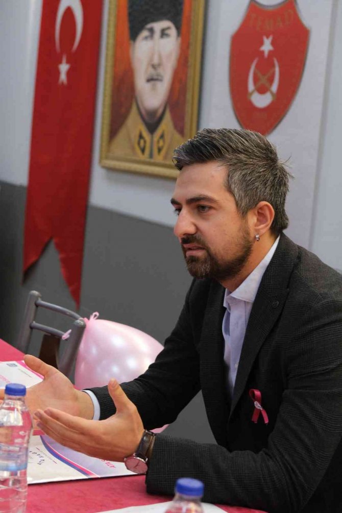 Bebeğini Emzirmeyen Kadınlarda Meme Kanseri Riski Artıyor