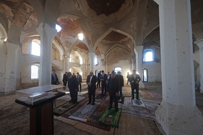 Diyanet İ̇şleri Başkanı Erbaş, Azerbaycan’ın Ağdam Kentini Ziyaret Etti