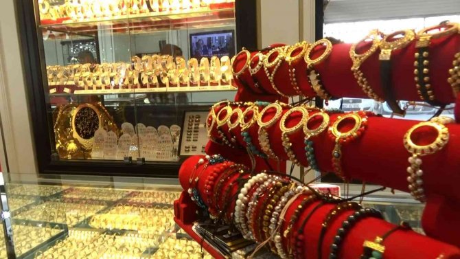 Diyarbakırlı Kuyumcudan Darphaneye Altın Önerisi