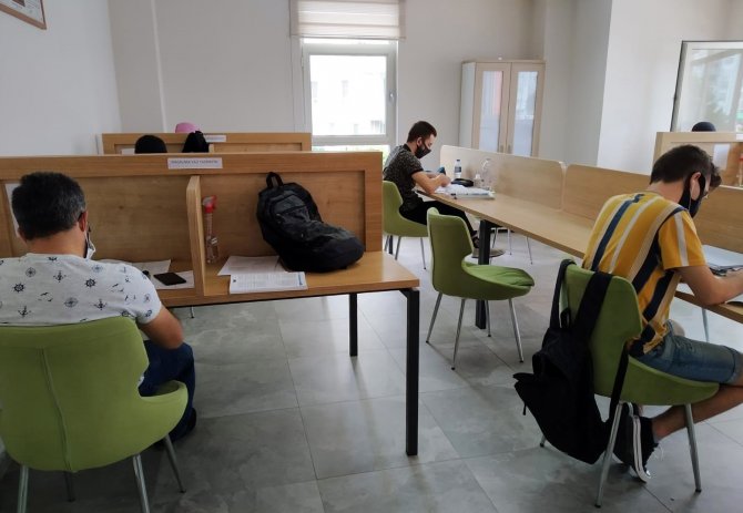 Osmangazi Kütüphanelerinden Ücretsiz İnternet Hizmeti