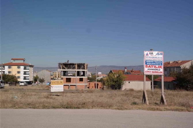 Şehir Hastanesi Geldi Arsalar 8 Kat Arttı