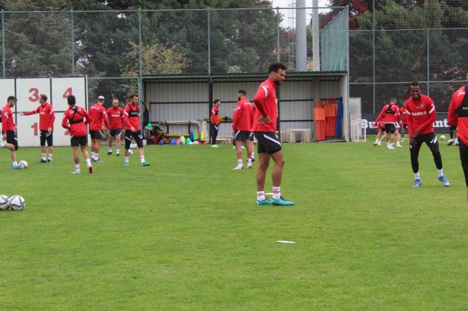 Erol Bulut: "Deplasmandaki Talihsizliğimizi Galatasaray Maçı İle Değiştirmek İstiyoruz"