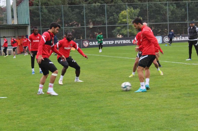 Erol Bulut: "Deplasmandaki Talihsizliğimizi Galatasaray Maçı İle Değiştirmek İstiyoruz"