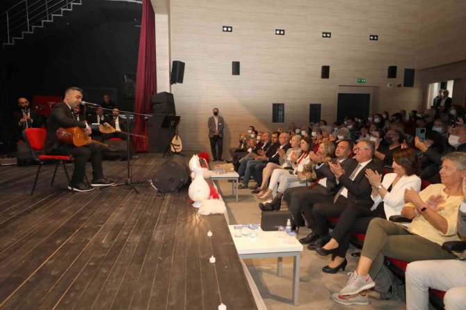 Gaziemir’de “Cumhuriyet Ve Atatürk’e Giden Süreç” Konferansı