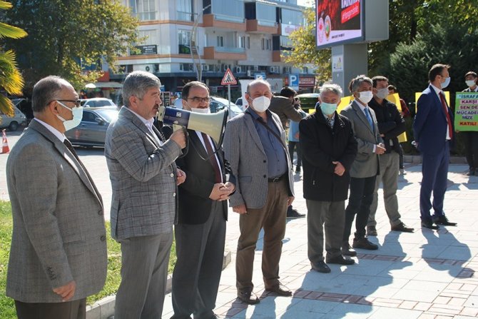 Gediz’de Öğrenciler Tasarruf İçin Yürüdü