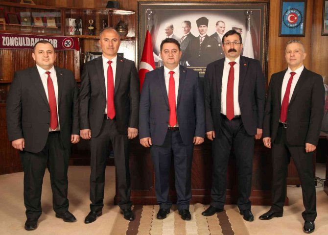 Gmi̇s Yönetim Ve Rektör Çufalı, Cumhuriyetin 98. Yılını Kutladı