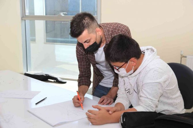 Gölbaşı Belediyesi, Eğitim Kurslarının Startını Verdi