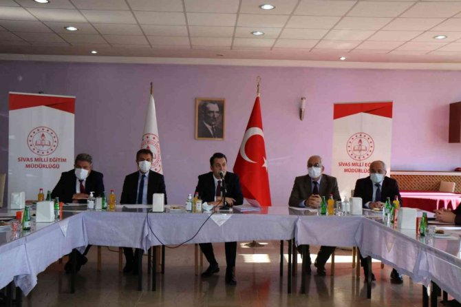 İ̇l Eğitim Danışma Komisyonu Toplandı