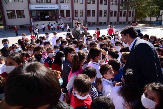 Başkan Oğuz’dan Milli Eğitim Bakanı Öztürk’e Ziyaret