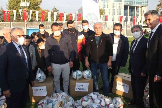 Amatörlere Malzeme Yardımı