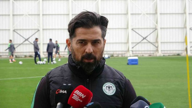 İ̇lhan Palut: "Önceliğimiz İyi Futbol, İyi Mücadele"