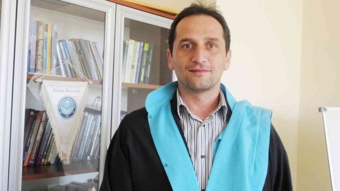 Burhaniye Myo’da Kontenjanlar Doldu Taştı