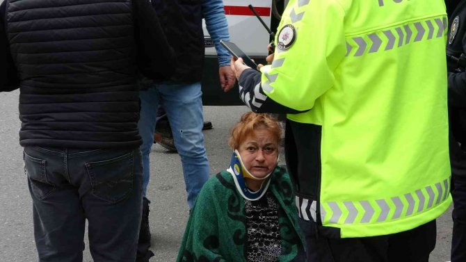 Yaya Geçidinde Otomobilin Çarptığı Kadın Yaralandı