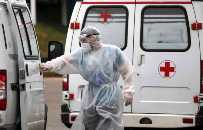 Rusya’da Günlük Covid-19 Vaka Ve Ölüm Sayısında Yeni Rekor