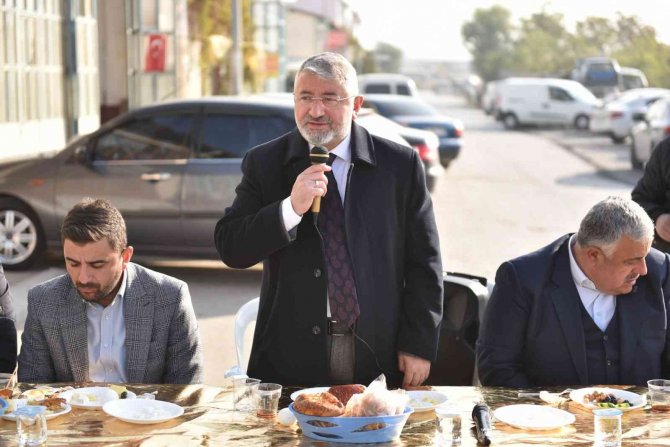 Başkan Aşgın Sanayi Esnafıyla Kahvaltı’da Bir Araya Geldi