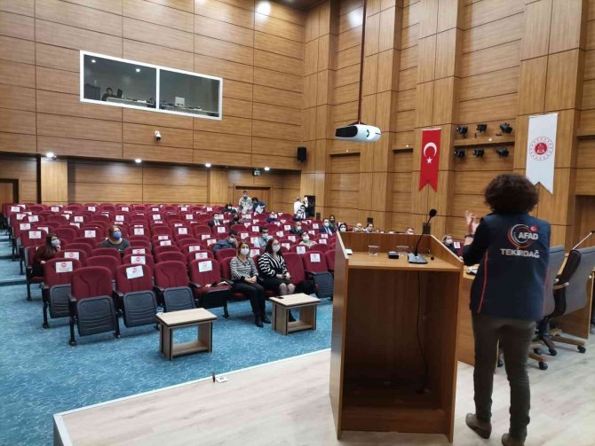 Tekirdağ Adliyesinde Afet Eğitimi