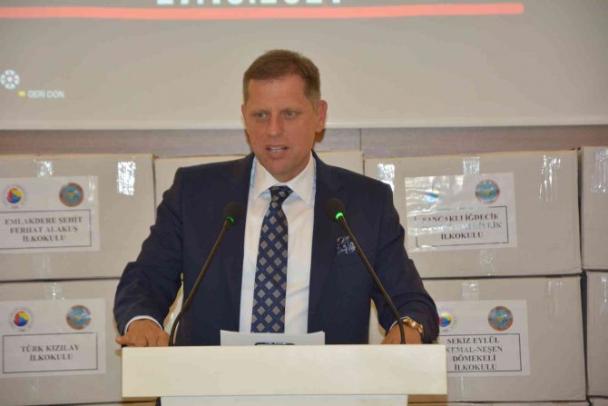 Manisa Ticaret Borsasının Eğitime Desteği Sürüyor