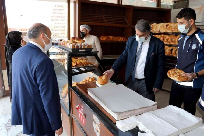 Van Büyükşehir Zabıtası Fırınları Denetledi