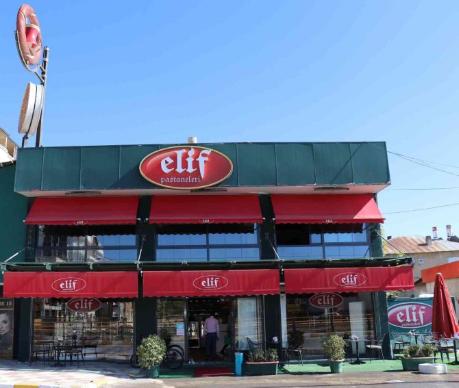 Elif Pastaneleri 4 Şubesiyle Vatandaşlara Hizmet Veriyor