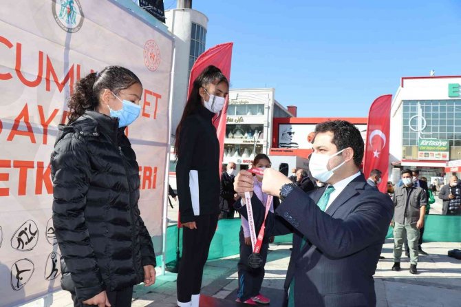 Erzincan’da Cumhuriyet Koşusu Yapıldı
