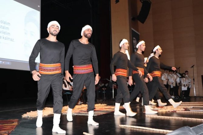 Yunus Emre Vefatının Yıl Dönümünde Anıldı