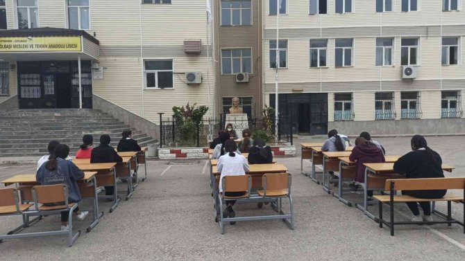 Gölbaşı Mtea’da Kitap Okuma Etkinliği