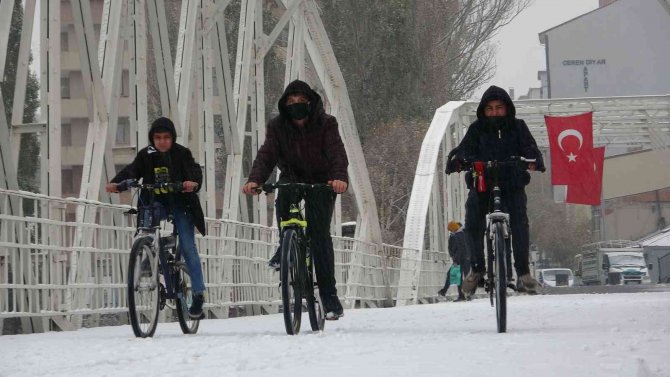 29 Ekim’de Ardahan’da Kar Sürprizi