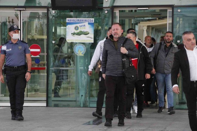 Beşiktaş, Hatay’a Geldi