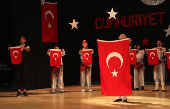 Hizan’da Cumhuriyet Bayramı Coşkusu