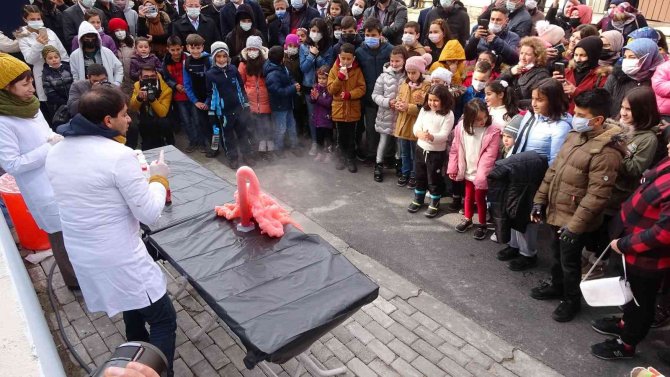 Çocuklar İçin Tasarlanan Sokak Açıldı