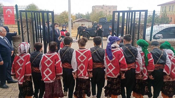 Dicle’de 29 Ekim Cumhuriyet Bayramı Coşkuyla Kutlandı