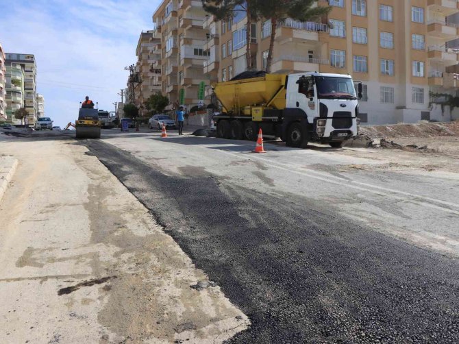 Deforme Olan Yollarda Asfalt Çalışması