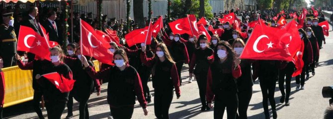 Edirne’de Son Yılların En Kalabalık 29 Ekim Kutlaması Yaşandı