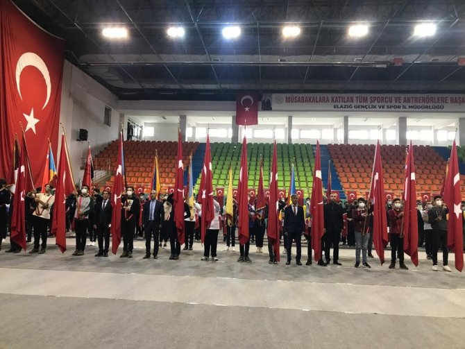 Elazığ’da 29 Ekim Cumhuriyet Bayramı Coşkuyla Kutlandı