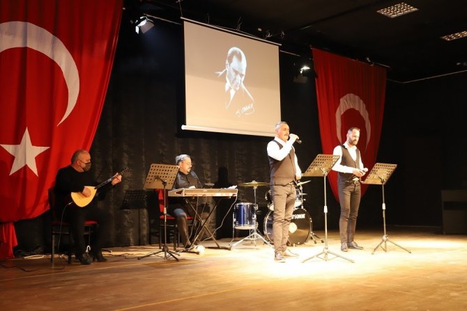 Erzincan’da Cumhuriyet Şöleni Programı Düzenlendi