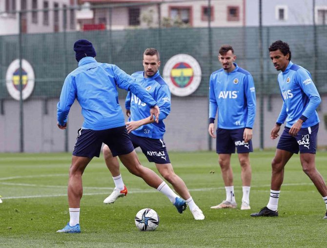 Fenerbahçe, Konyaspor Maçına Hazır