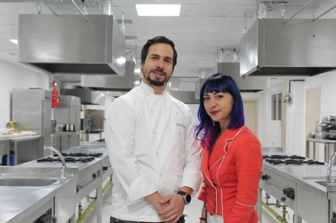 Kusursuz Beden Algısı Gençlerde Yeme Bozukluğunu Arttırdı