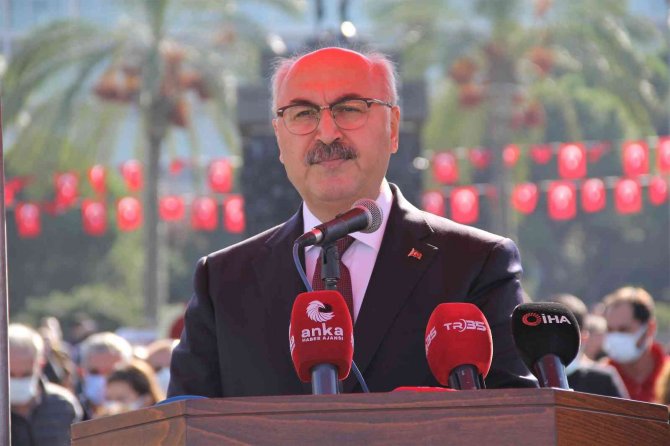 İ̇zmir’de Cumhuriyet Bayramı Coşkusu