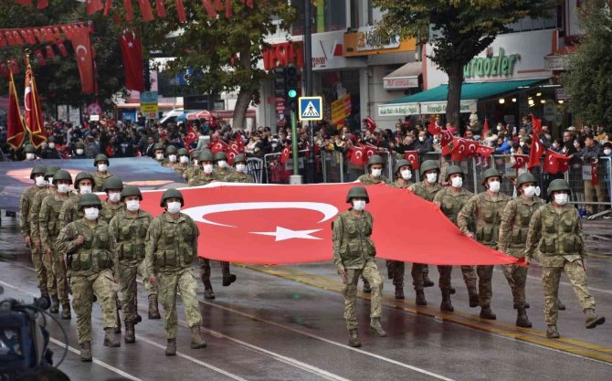 Malatya’da 29 Ekim Coşkuyla Kutlandı