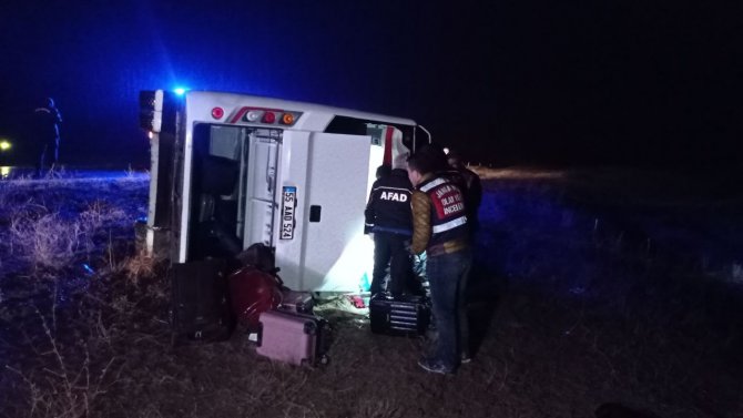 Sivas’ta Otobüs Kazası: 25 Yaralı