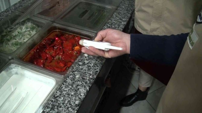 Kütahya’da Gıda İşletmeleri Denetleniyor