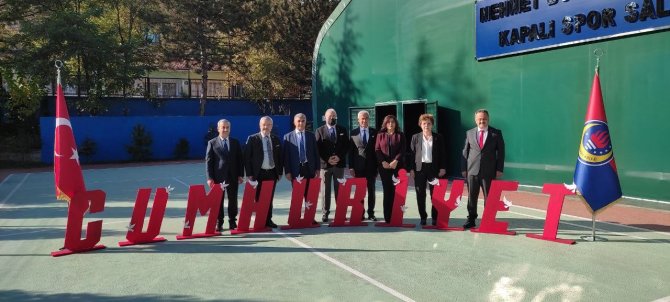 Ted Karabük Koleji’nden “Atatürk Ve Cumhuriyet” Sergisi